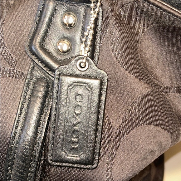 Coach Campbell Izzy Black Metallic Signature Buckle Tote - Picture 7 of 14